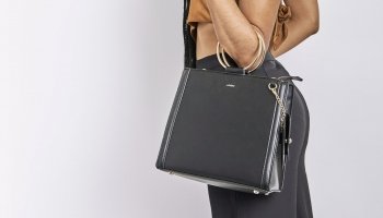 A Purse Party Brings Together Fashion And Fun